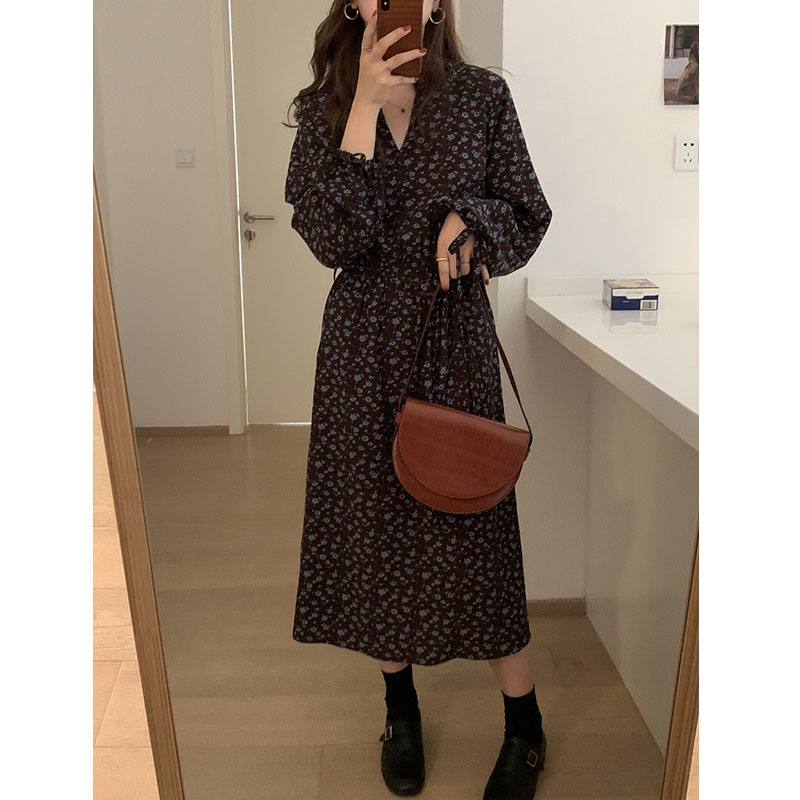 2021 New Spring Autumn dress women floral skirt skirt French gentle temperament small fragrant wind black chiffon summer