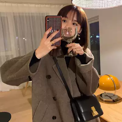 Autumn and winter 2021 New woolen coat female Korean version of Hepburn wind temperament woolen coat small man medium and long version