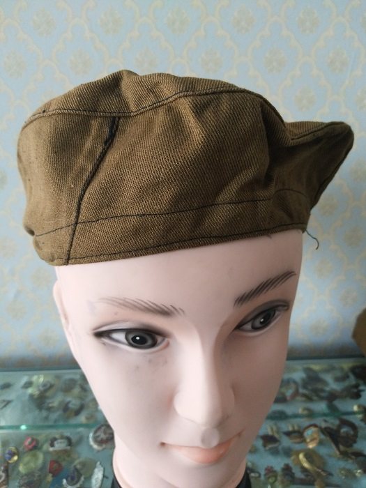 The Soviet period tank cap brand new stock can be worn without the head circumference of the army 58-60