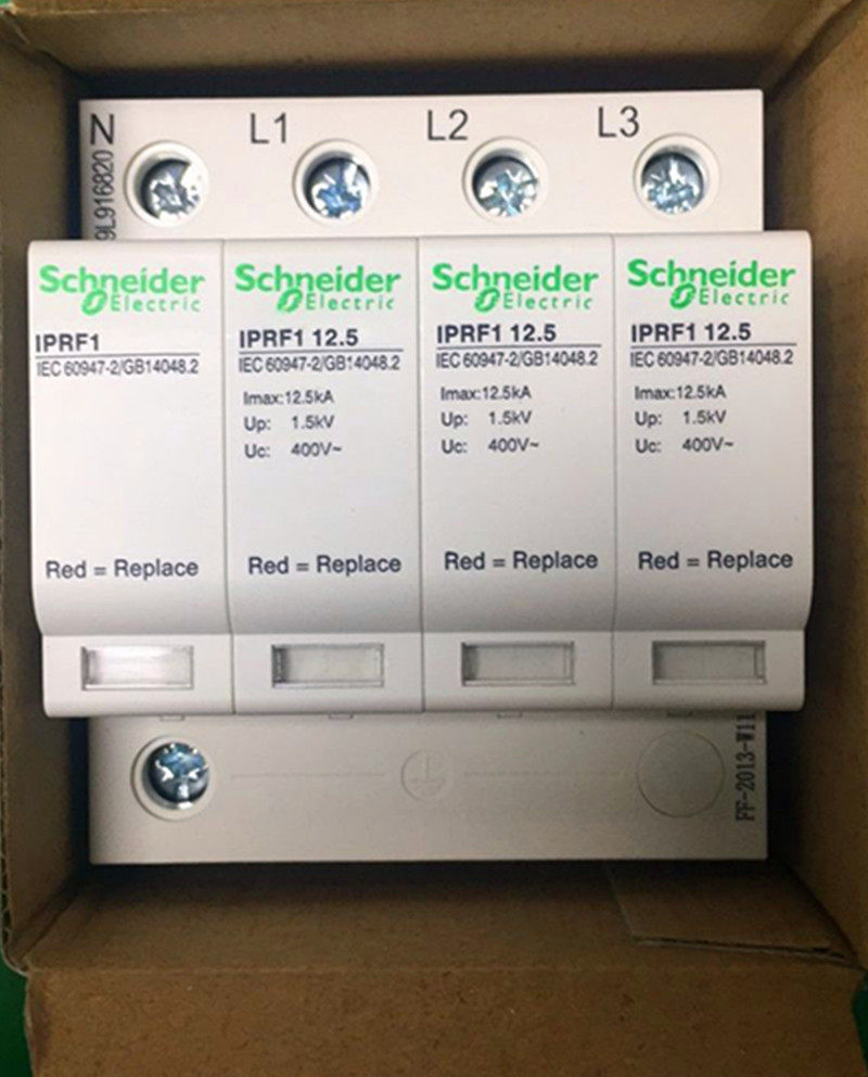 Schneider surge protector IPRU A9L100601 3P+N 100R 100KA lightning pluggable type