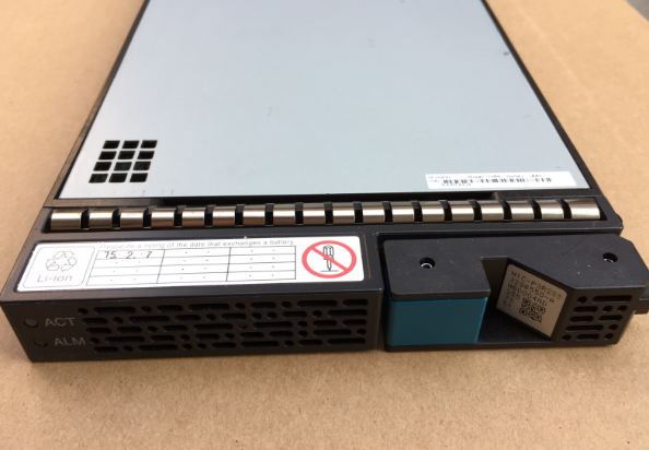H6G71A H6G71A HITX3286550-A 3286550-A 3 2TB SSD flash memory module drive