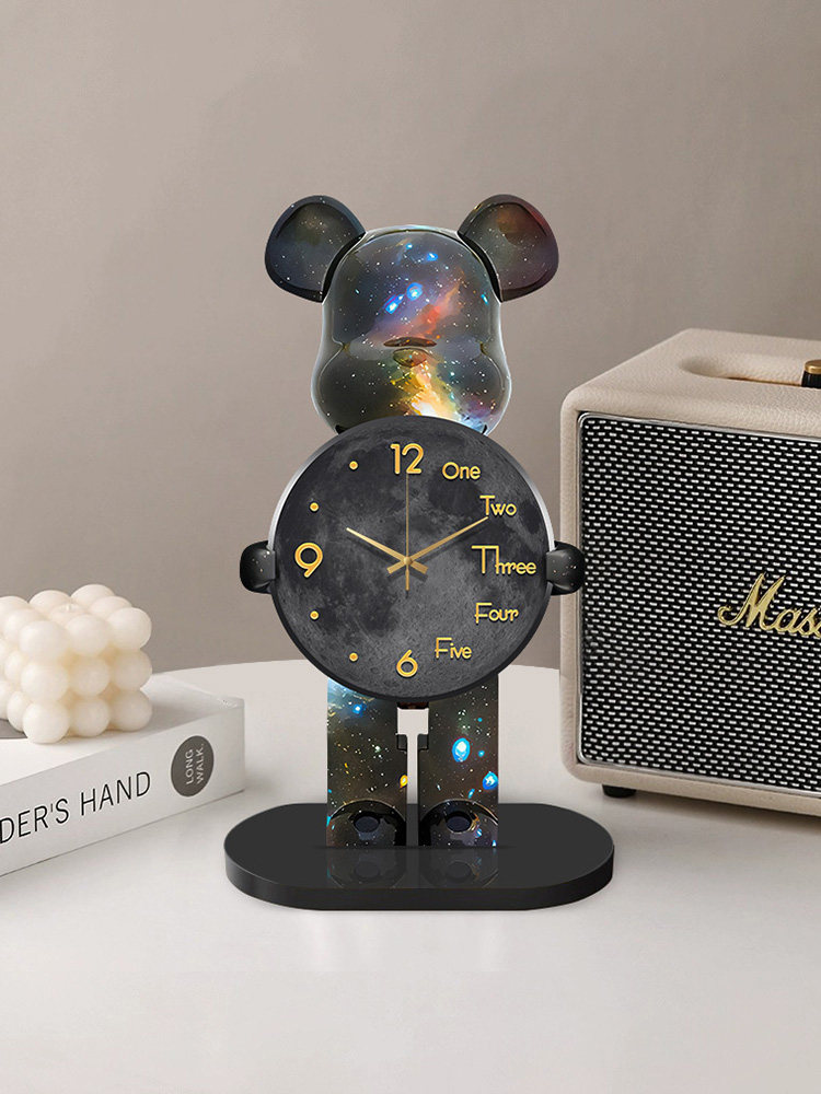 Violent Bear High-End Desk Clock, Table Clock, Desktop Clock for Living Room, Home Use, Decorative Clock, Pendulum Clock, Ornament