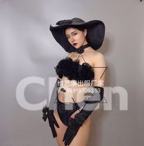 Weiyi performs retro big girl style big-brimmed hat black rose girl bikini bar dance gogo costume