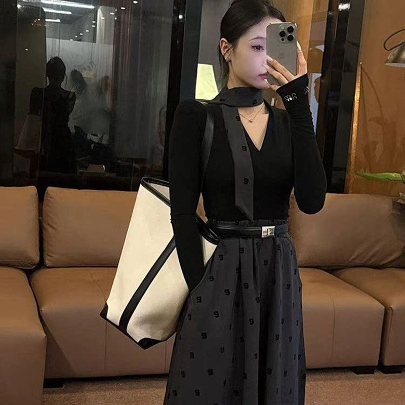 French Rixo Ice Suit for Women, Spring, Autumn and Winter, Super Popular, Fashionable and Elegant, Long-Sleeved Top, Half Skirt, High-End Feel French Rixo Ice Suit for Women, Spring, Autumn and Winter, Super Popular, Fashionable and Elegant, Long-Sleeved Top, Half Skirt, High-End Feel