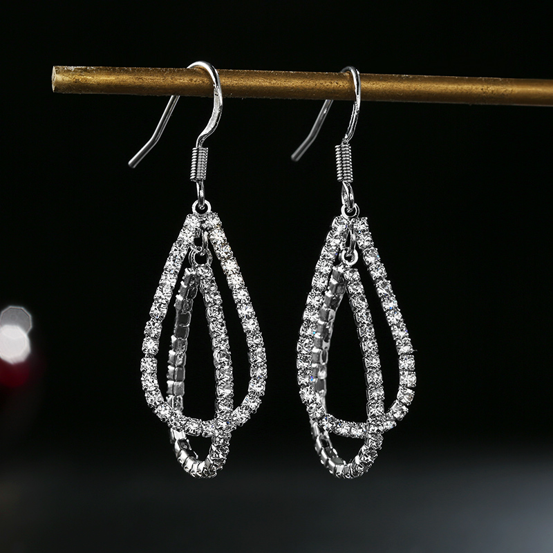 Korean version of fashion temperament zircon earrings female long version of sterling silver earrings personality all-match ladies hypoallergenic ear hook earrings earrings