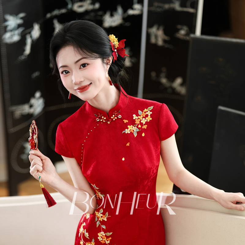 Bonheur Engagement Dress "Yugui" Red Heavy-Duty Cheongsam for Petite Brides, New Chinese Style Toast Dress for Women
