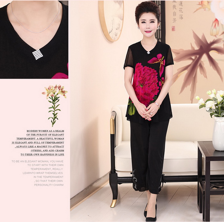 Phụ nữ trung niên và người cao tuổi của mùa hè ngắn tay phù hợp với 60-70 tuổi 80 tuổi của mẹ áo + quần bà hai mảnh đầm nữ trung niên