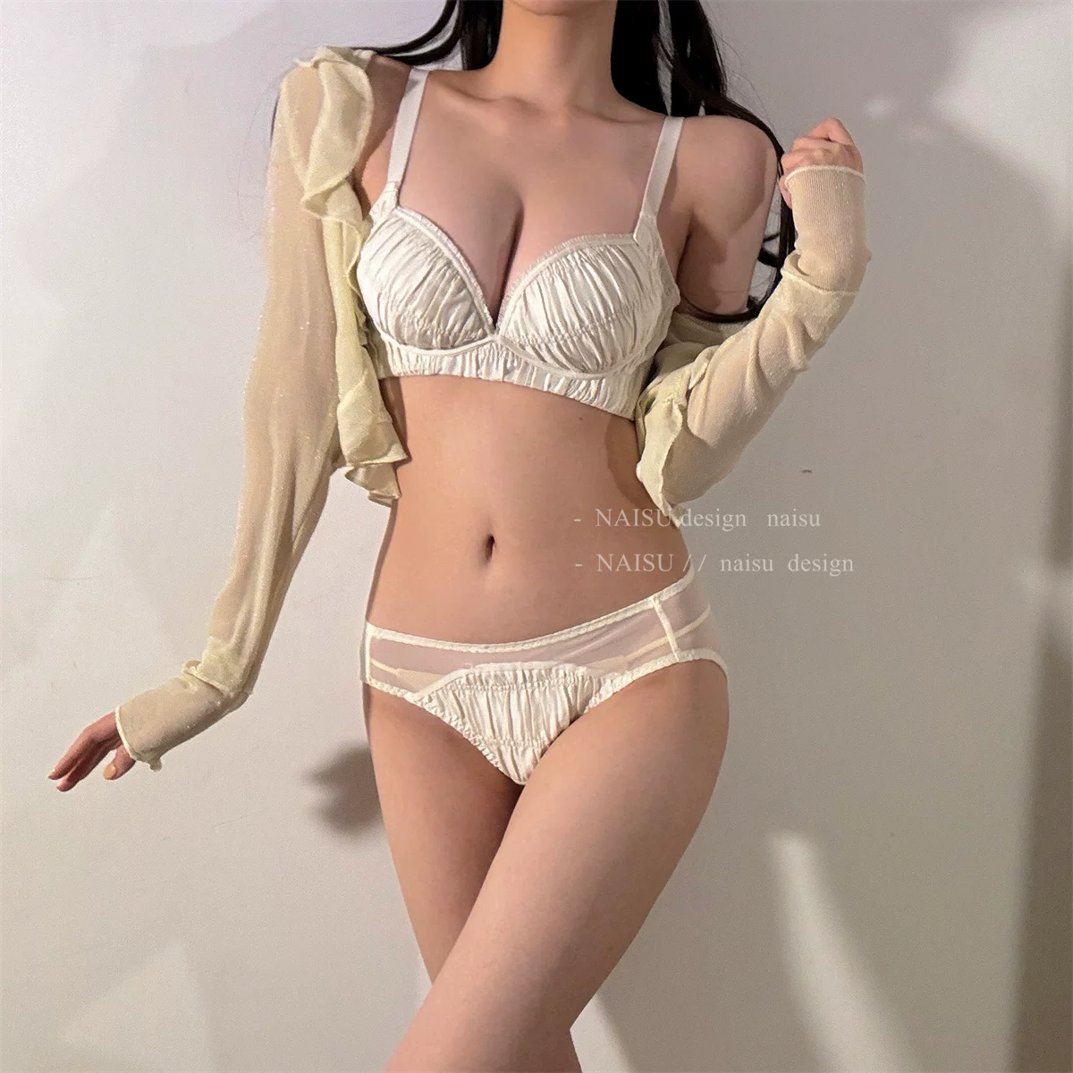Comfortable wireless bra, push up bra, bra top, comics, new collection