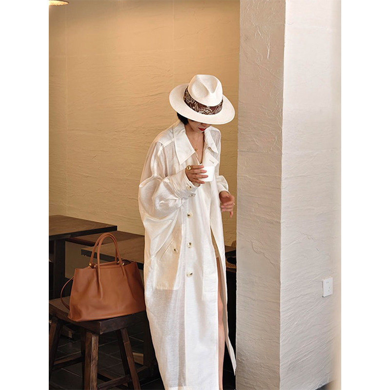 Stunning White Trench Coat, Mid-Length, 2026 Spring/Summer Lightweight Style, Sun-Protective Cardigan for Petite Figures, with a High-End Feel Stunning White Trench Coat, Mid-Length, 2026 Spring/Summer Lightweight Style, Sun-Protective Cardigan for Petite Figures, with a High-End Feel
