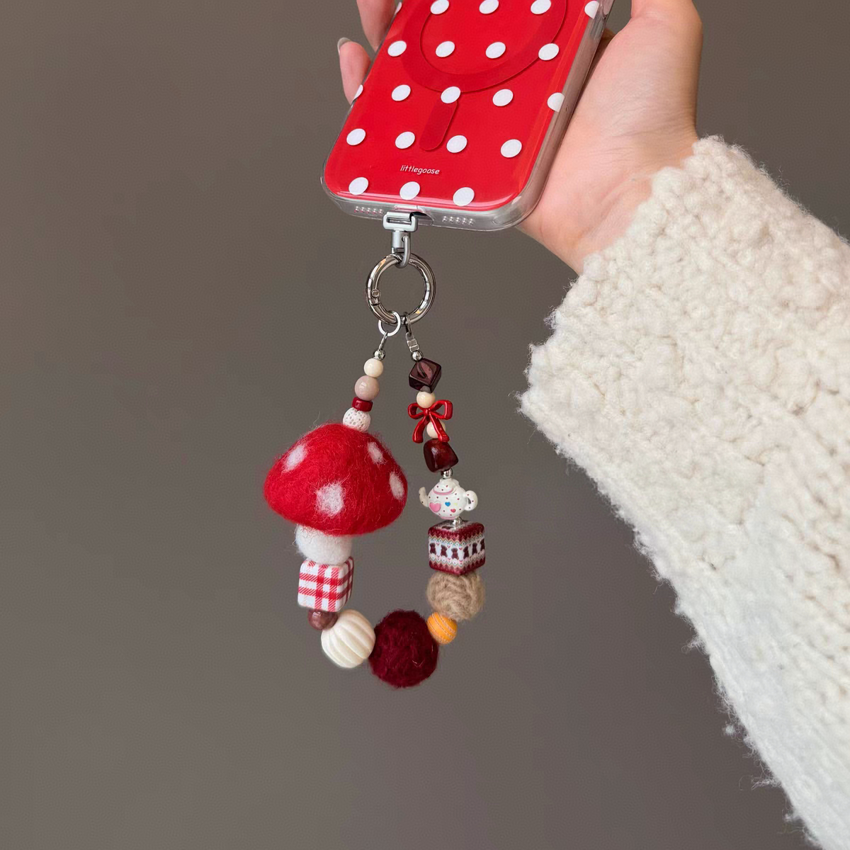 Handmade Red Umbrella Mushroom Phone Strap, Original Felt Autumn/Winter Cute Bag Ornament for New Year