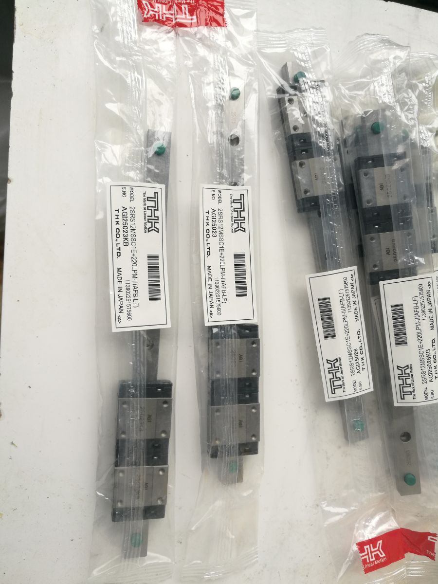 24-00520 BH Y Guide Rail 24-01011 320L