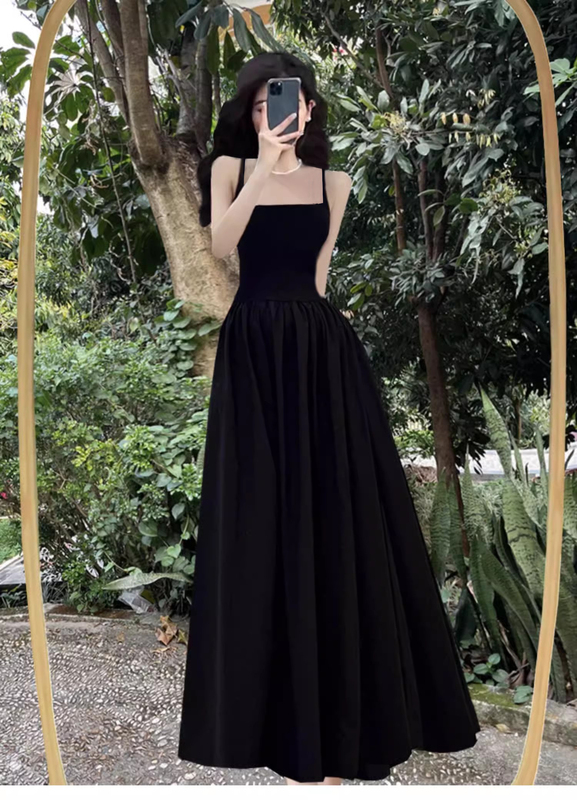 Black Spaghetti Strap Long Dress with Square Neckline for Women, 2026 Spring New Style, Elegant, Waist-Cinching, Slimming, Large Hem Long Dress