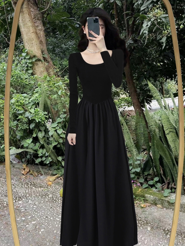 Hepburn Black Dress for Women 2025 Autumn New Long-Sleeved Waist-Cinching Slimming Little Black Dress with a High-End Feel Round Neck Long Dress