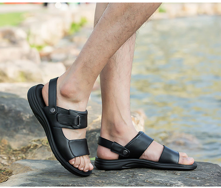 Dép của nam giới 2018 mùa hè mới da tinh khiết giản dị giày bãi biển nam trung niên dép và dép đi trong nhà đáy mềm cha dép da