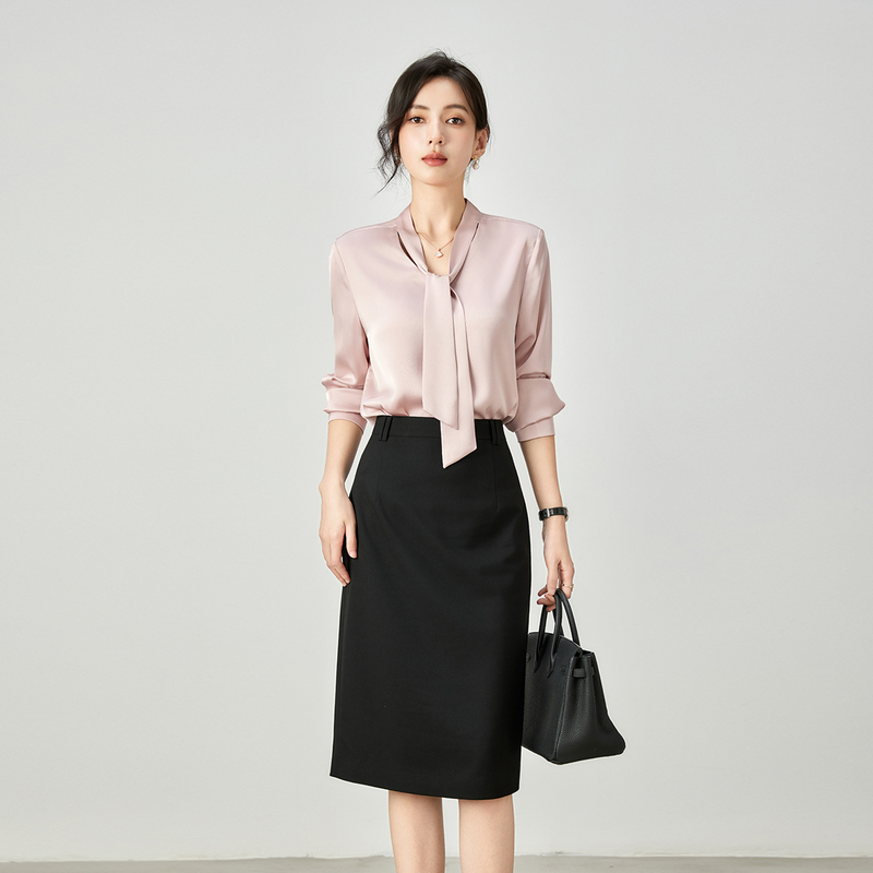 Spring, Autumn and Winter High-End Gray-Pink Acetate Satin V-Neck Ribbon Professional Shirt for Women, Long-Sleeved Shirt for Work Wear