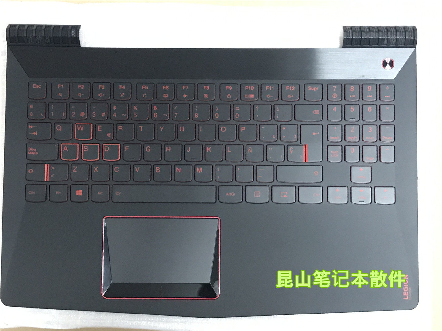 Suitable for Lenovo delivers Y520 R720 keyboard assembly C shell Russian RU keyboard C shell assembly