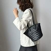 Маленький, черный, импортный, кожаный, (в наличии на складе)