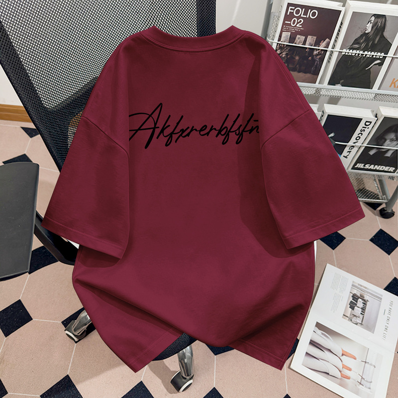American Retro Trendy Brand, Simple and Stylish Letter Print, Burgundy Pure Cotton Short-Sleeved T-Shirt, Unisex Summer Top American Retro Trendy Brand, Simple and Stylish Letter Print, Burgundy Pure Cotton Short-Sleeved T-Shirt, Unisex Summer Top