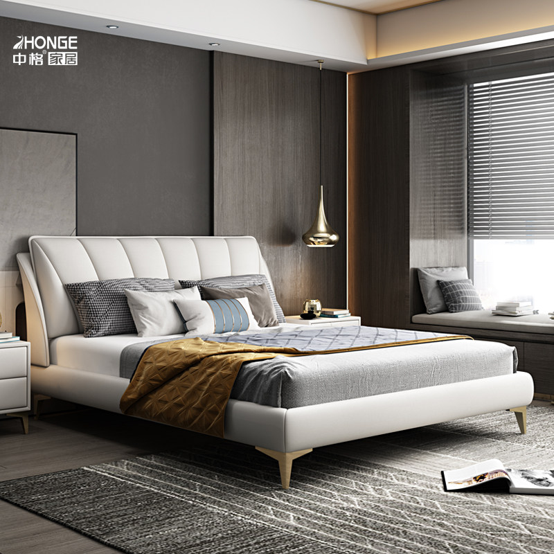 Chinese Italian light luxury leather bed modern simple master bedroom 1.8 meters double bed wedding bed Nordic fashion cowhide bed
