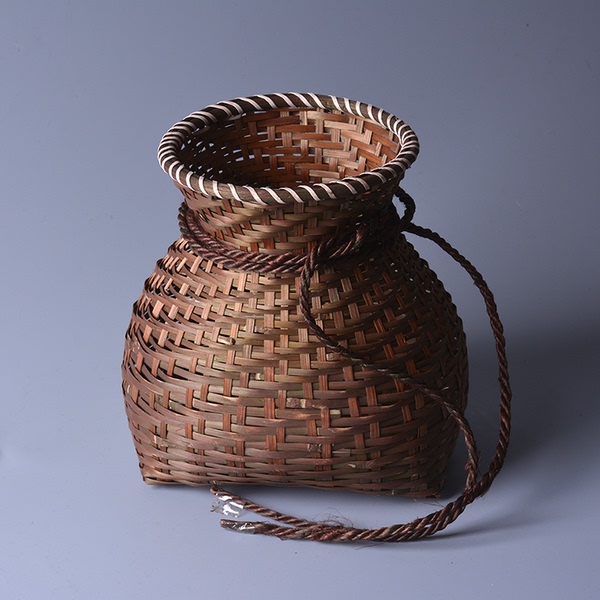 Handmade Bamboo Baskets, Small Fish Baskets, Small Bamboo Baskets, Bamboo Baskets for Tea Picking, Storage Baskets, Artistic Dance Performance Props