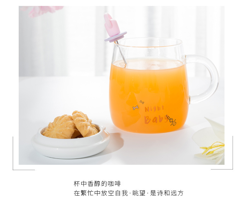 Royal he contracted small pure and fresh and creative express it in transparent glass with cover heat - resistant glass milk a cup of flower tea for breakfast