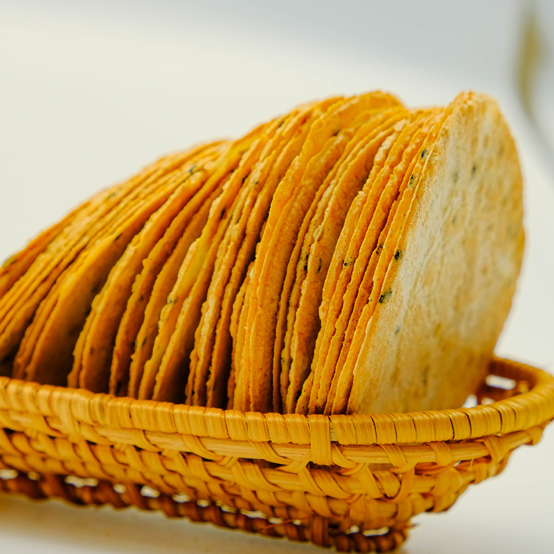 Vegan Old Stone Crispy Crackers, Made with Eco-Friendly Ingredients and Baked over an Open Flame, Whole Wheat/Multi-Grain/Ginger Candy Flavor Vegan Old Stone Crispy Crackers, Made with Eco-Friendly Ingredients and Baked over an Open Flame, Whole Wheat/Multi-Grain/Ginger Candy Flavor