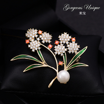 Brooch female flower hyacinth plant healing corsage Japanese and Korean temperament literary accessories coat shawl buckle