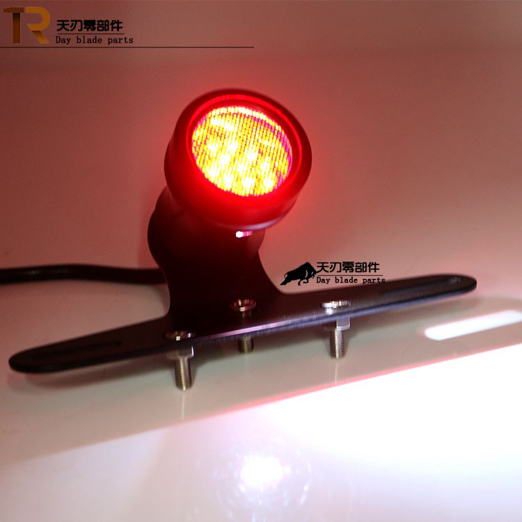 Phụ kiện xe máy Harley Cruise Prince xe retro sửa đổi lưới kim loại LED phía sau đèn phanh lắp ráp ánh sáng đèn xe máy dream