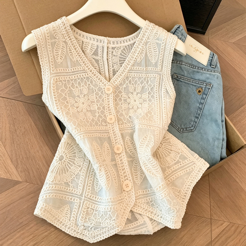 Recommended Style~ French V-Neck Lace Jacquard Vest for Women, New Summer Crochet Hollow Cardigan Top