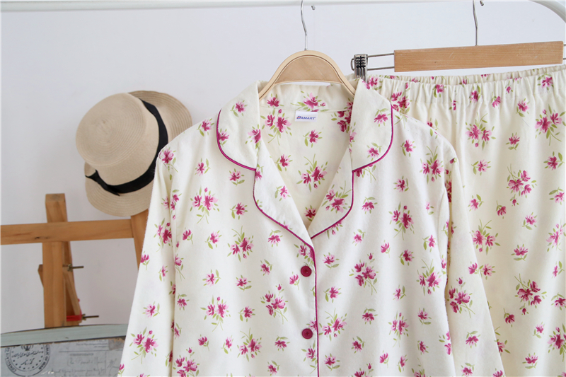 Bộ đồ ngủ bằng vải cotton trung niên và cũ bộ lanh thái mặc nhà