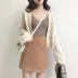 Thời trang hàn quốc mùa thu áo nữ lông thỏ mềm mại màu sắc mềm mại ngắn tay áo kèn tay áo len ngắn Áo len cổ chữ V