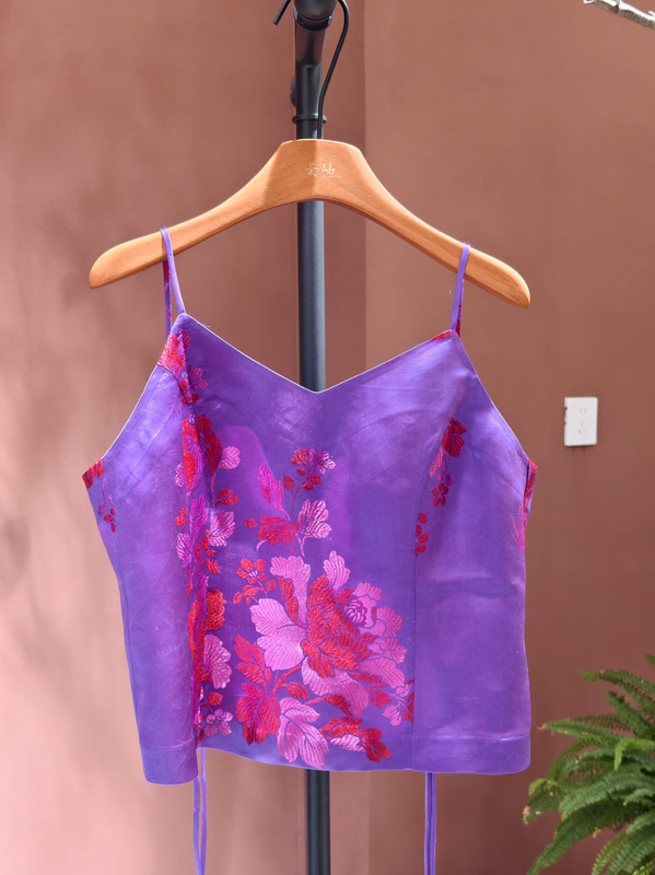 Leopard Home 2025 New High-Quality Simple and Versatile National Style Old-Fashioned Embroidered Camisole with Back Tie, Can Be Layered
