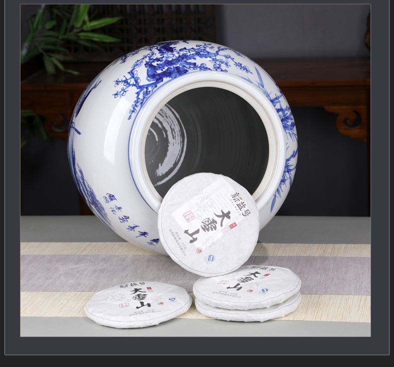 Peacock retro hand - made oversized caddy fixings puer tea cake store tea urn jingdezhen ceramic porcelain collection tank