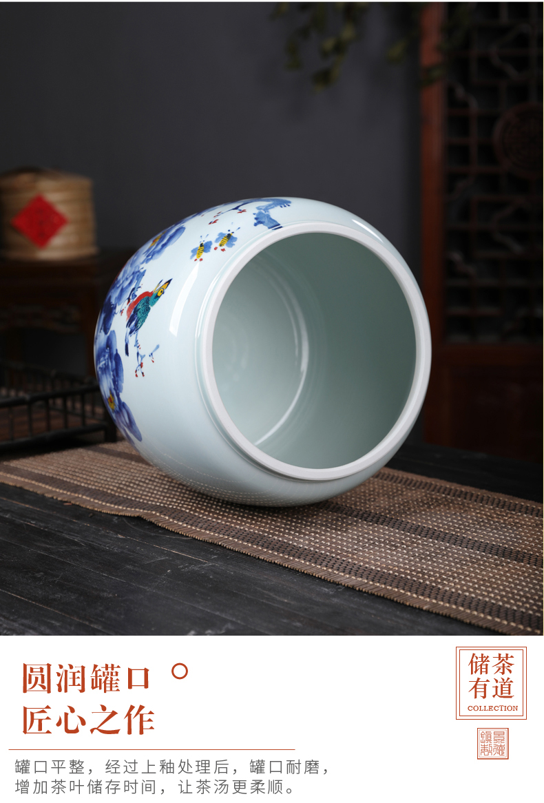 Seven loaves peony blue and white porcelain tea pot seal moisture puer tea boxes big tea cake store ceramic pot