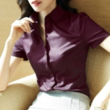 Летняя бордовая рубашка, розовый классический костюм, черный корсет, V-образный вырез