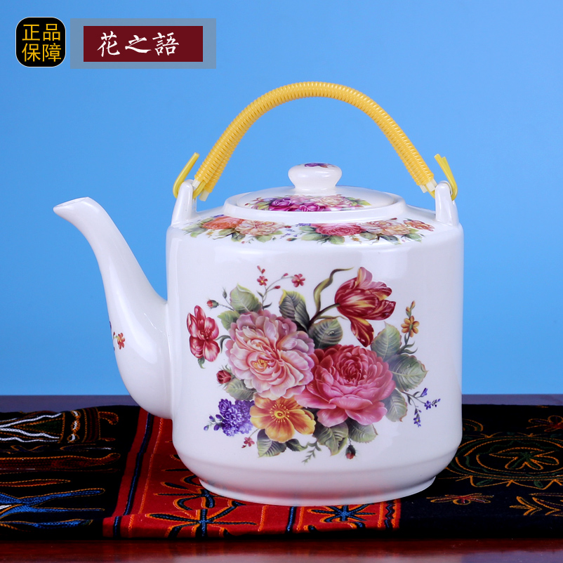 Jingdezhen ceramic teapot high - capacity hotel cool large blue and white girder cold water kettle teapot tea kettle
