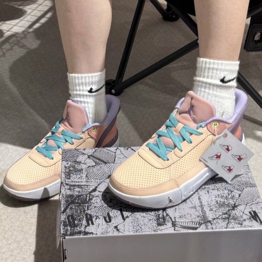 Nike/耐克 JORDAN DAY1 EO (GS)青少年运动休闲篮球鞋FQ1306