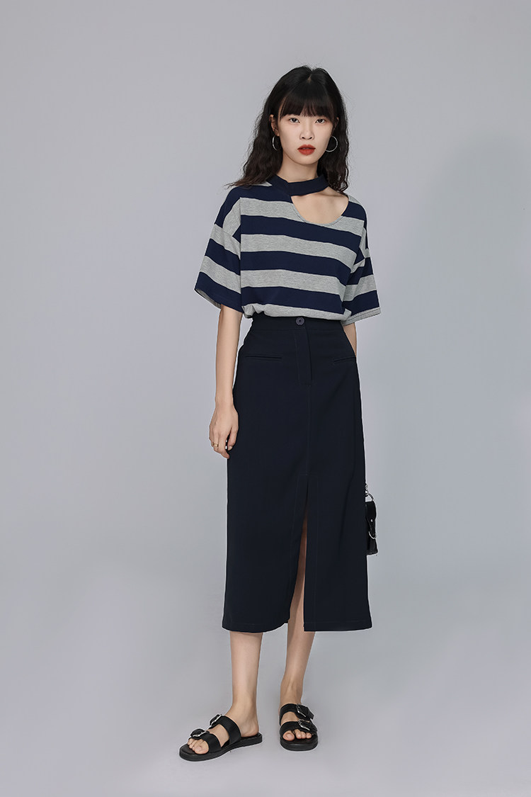 Стильные костюмы 「又巷」甜辣两件套裙2023年夏季新款条纹上衣搭开叉半身裙套装女