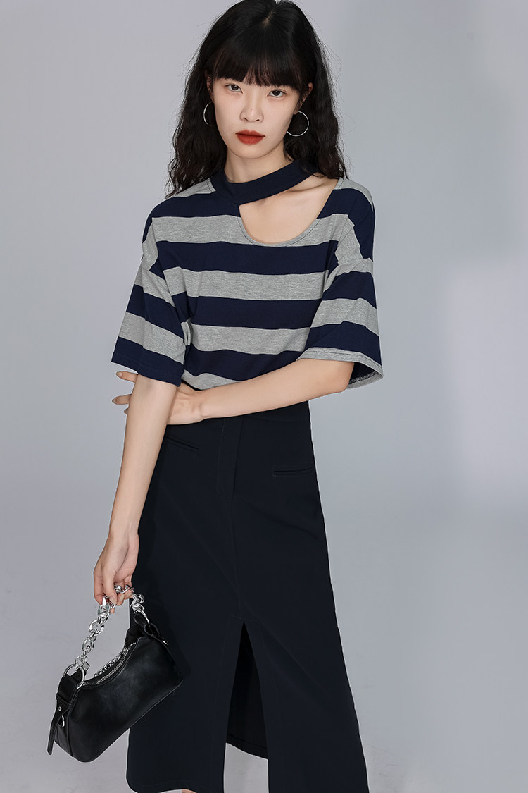 Стильные костюмы 「又巷」甜辣两件套裙2023年夏季新款条纹上衣搭开叉半身裙套装女