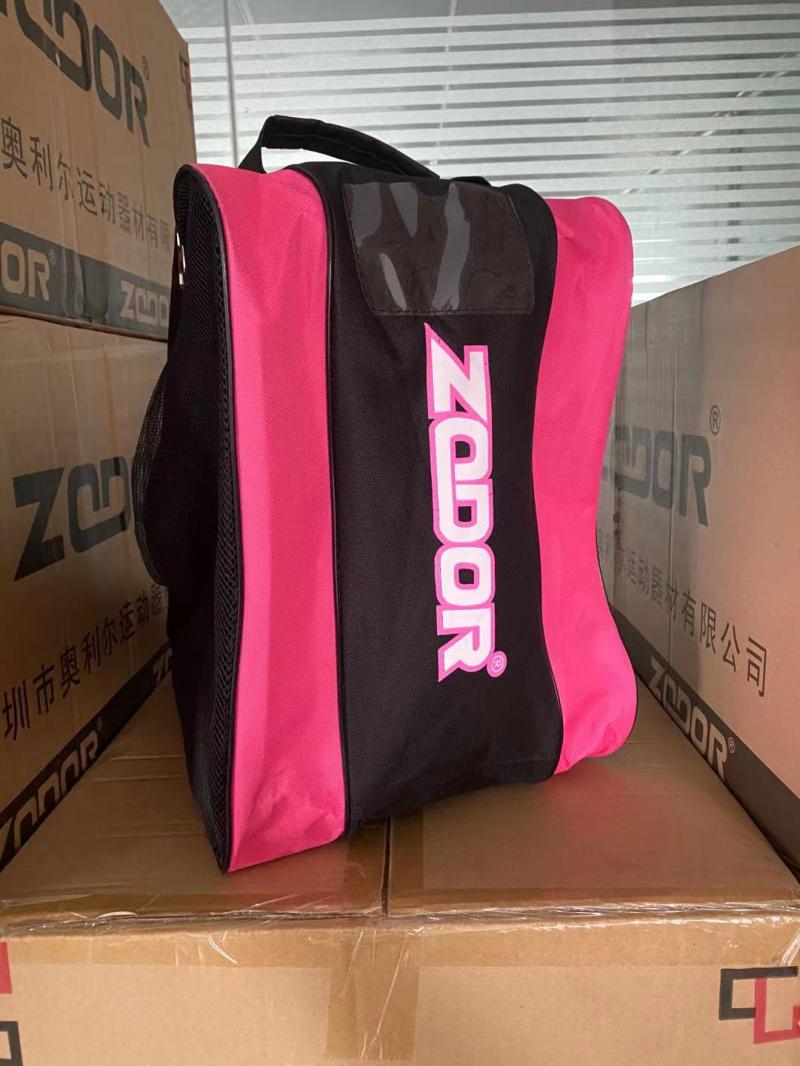 Wheels Skating Shoes Containing children Wheel slip Triangle Shoulder Bag Adult Skate Single Shoulder Bag Triple straight row wheel sliding shoe bag