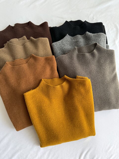 Autumn and Winter New Arrivals, Simple and Versatile Japanese Style Half-High Collar Seamless One-Piece Women's Wool Sweater, Handmade Sweater