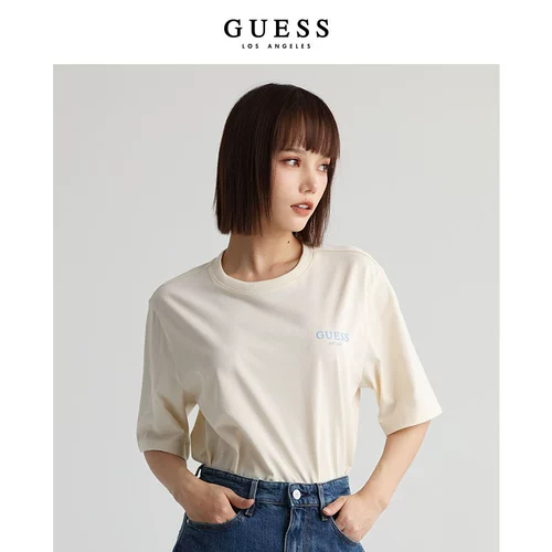 Мужчины и женские и тот же алфавитный логотип повседневные короткие рукава