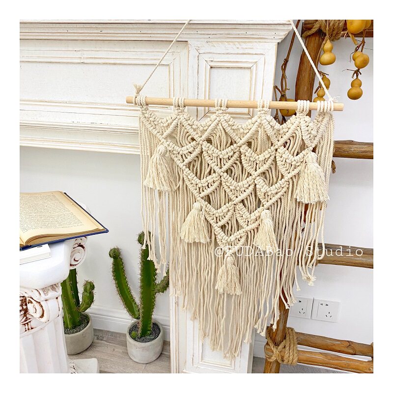 (Decorative carpet)ins Woven tapestry Bohemian Morocco Nordic home Coffee shop Bed and breakfast decoration