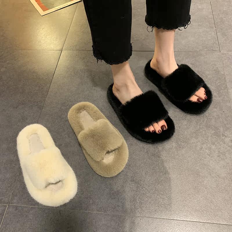 Hairy slippers women's summer wear out 2022 autumn and winter new net red super fire fairy flat bottom niche sandals slippers