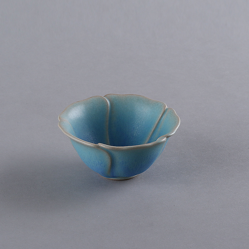 A garden international kung fu tea cup single cup sample tea cup creative small ceramic cups, Japanese tea set