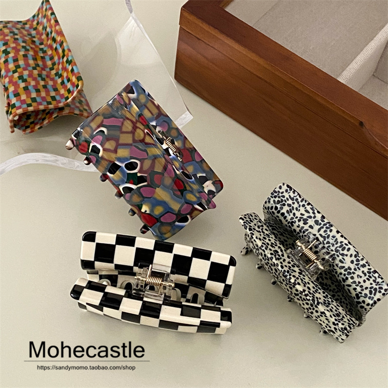 Artistic Wind ~ Korea Personality Graffiti Acetate Grabber Hair Clip Haircut Black And White Plaid Disc Hair Grip Large Shark Clip