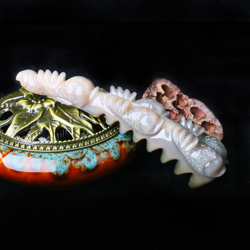 Snow Hai Cattle Horn Naturally selected white buffalo angle comb clean massage Pisces keel comb