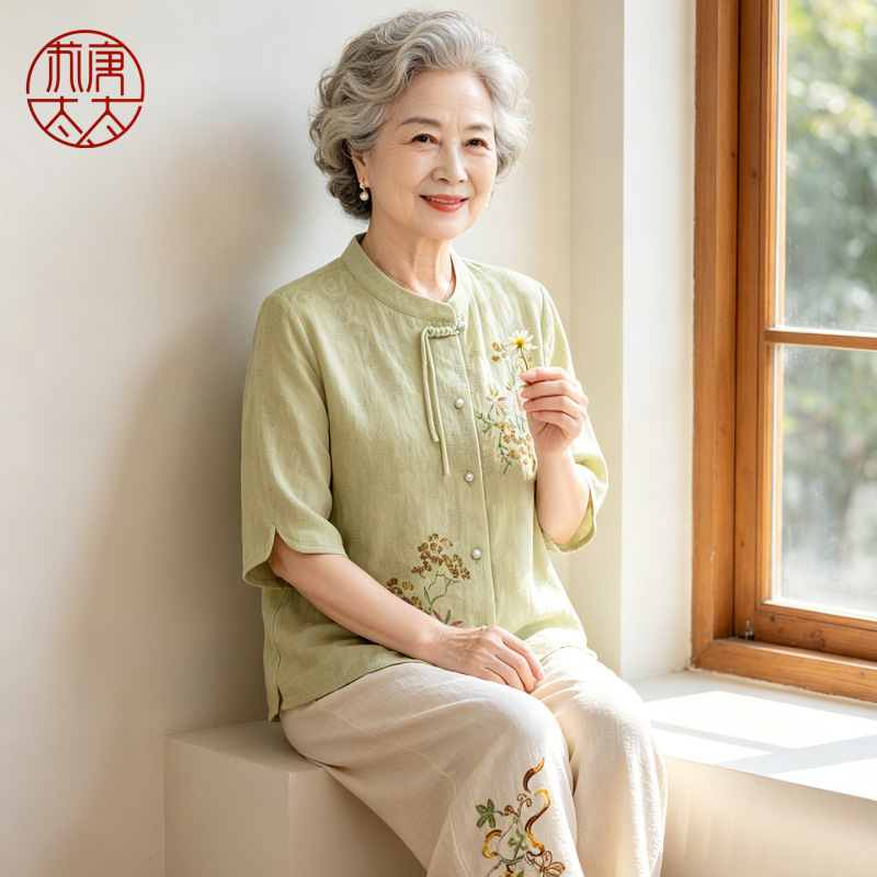 New Chinese Style National Style Short-Sleeved Cotton and Linen Suit for Middle-Aged and Elderly Women, Grandma's Summer Loose Cotton Shirt Embroidered Cardigan