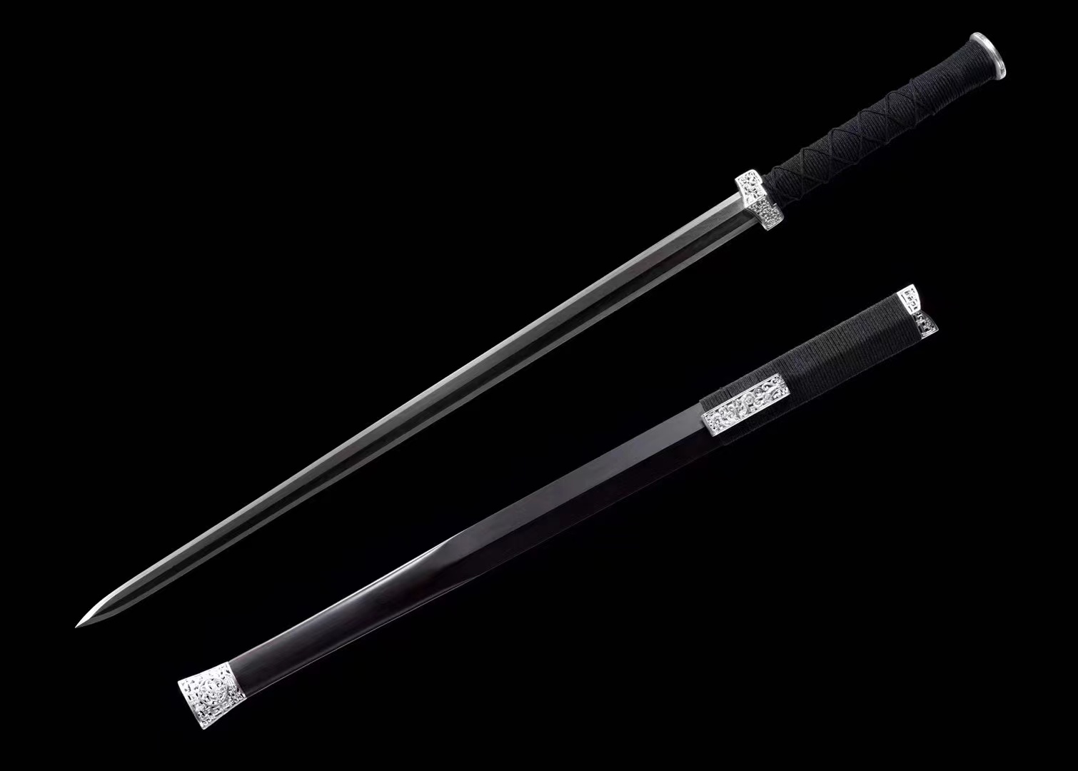 An uncut silver Han sword made by Ji Shaocong, a master of arts and crafts in Zhejiang Province