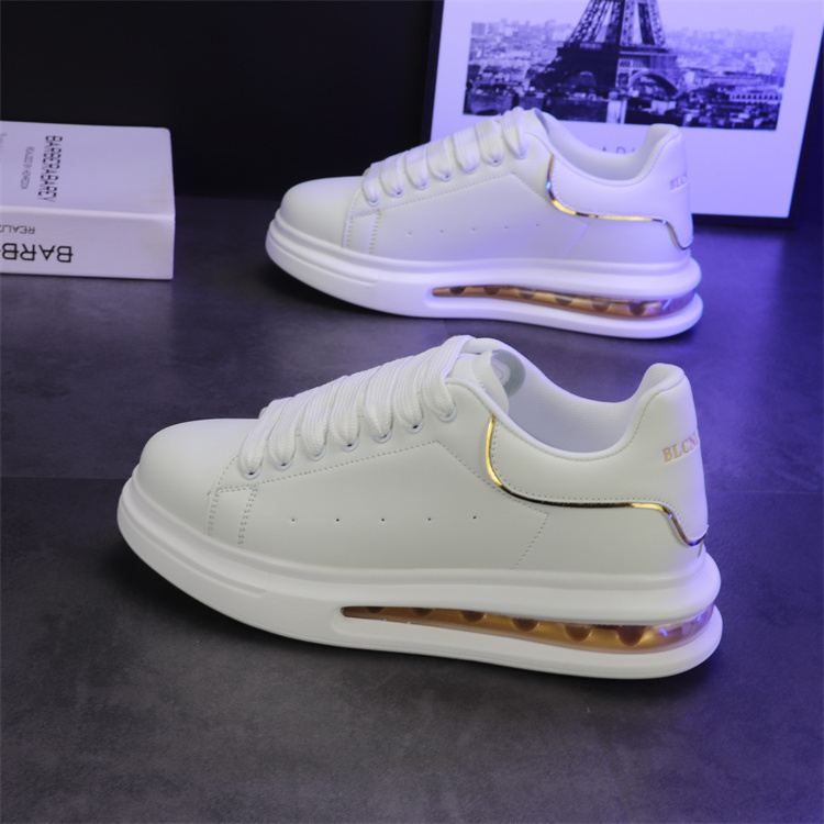 Couple Style Air-Cushion White Sneakers for Men and Women 2026 New Thick-Soled Height-Increasing Breathable Versatile Sneakers Men's Trendy Brand High-End Feel